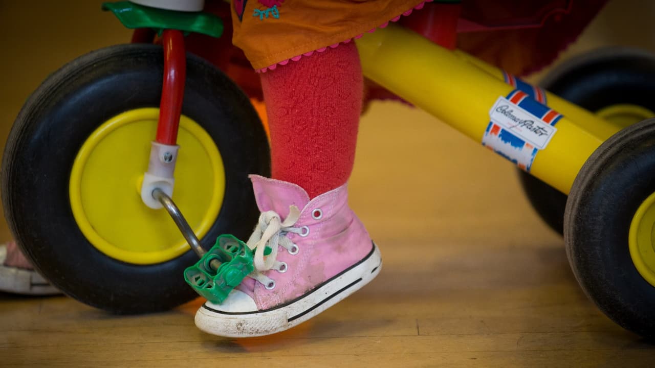 Avanza un proyecto de ley que busca prevenir las muertes por abuso infantil en California