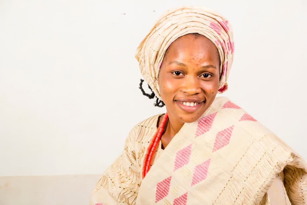 La herencia africana en territorios americanos como Cuba, República Dominicana, Brasil, Puerto Rico, Jamaica o Panamá influyó en la creación de lo que comúnmente se conoce como Santería, pero que en comunidades de afrodescendientes se designa como la cultura Orishá o Yoruba.