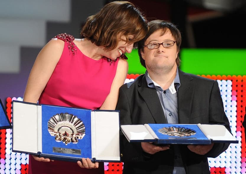 Lola Dueñas y Pablo Pineda