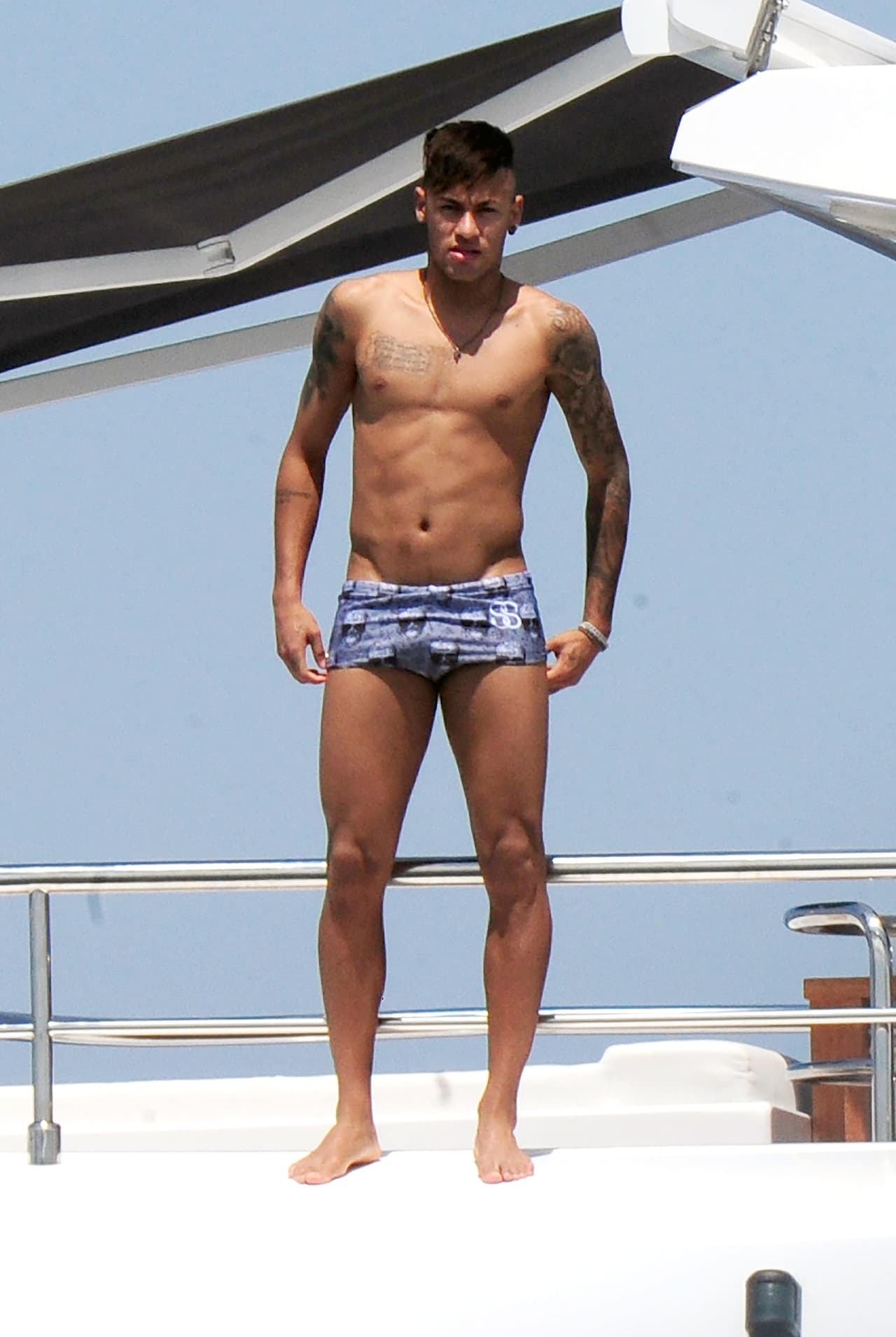 ¡Qué cuerpazo, Neymar!