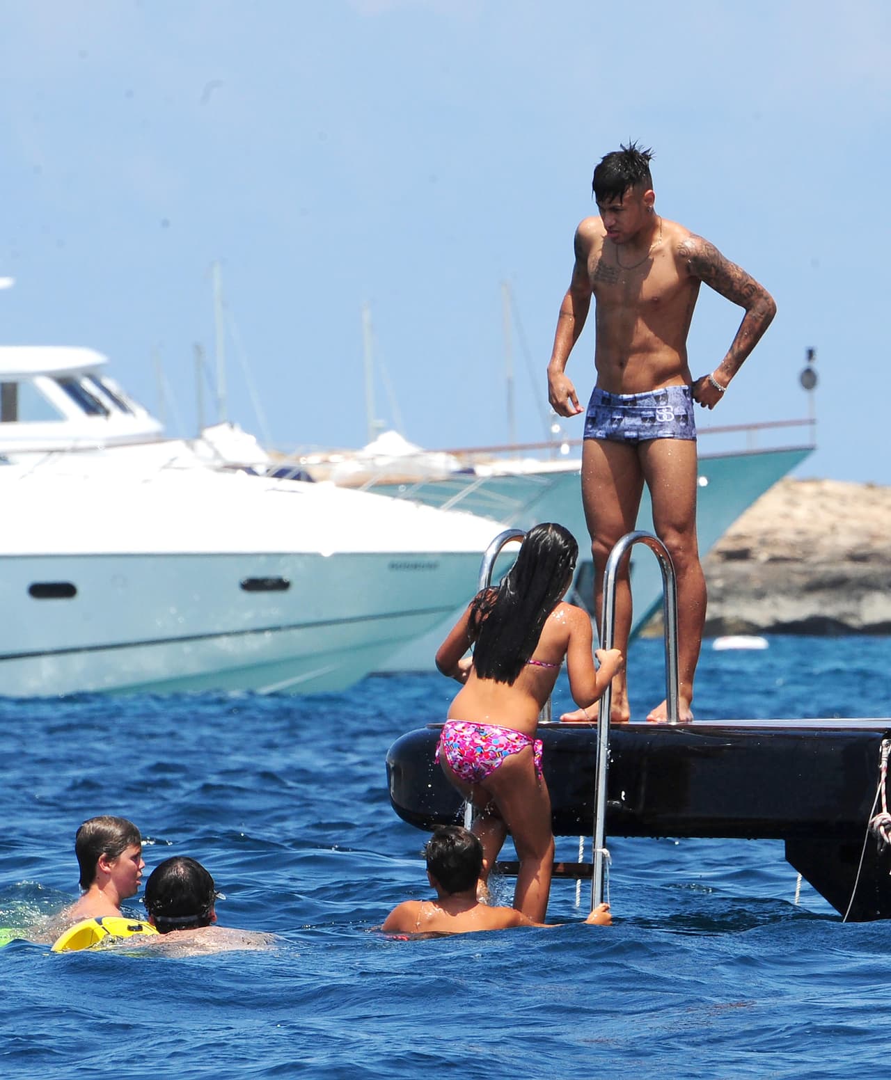 Neymar disfruta de sus vacaciones en Ibiza.
