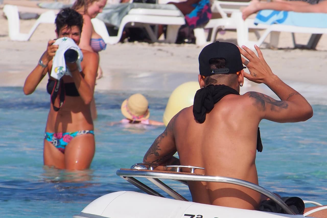 Neymar disfruta de sus vacaciones en Ibiza.