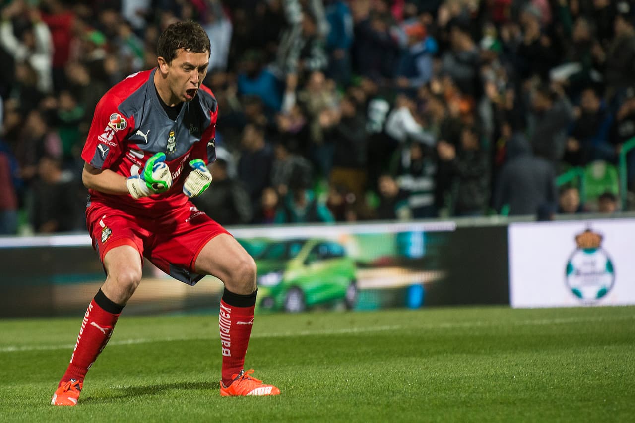 Marchesín confía en triunfo de Santos sobre Pumas