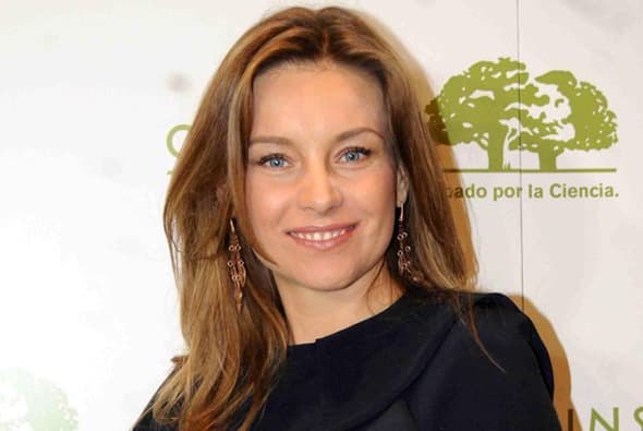 A Dominika la vimos hace poco como una desquiciada en "El hotel de los secretos".