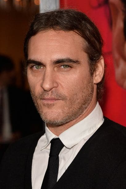 Joaquin Phoenix se ve muy seriecito. Mira aquí los videos más chismosos.