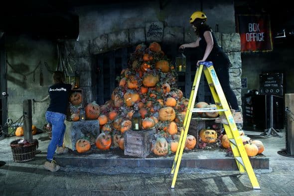 Se podrá disfrutar de un ambiente terrorífico y mucha diversión.
