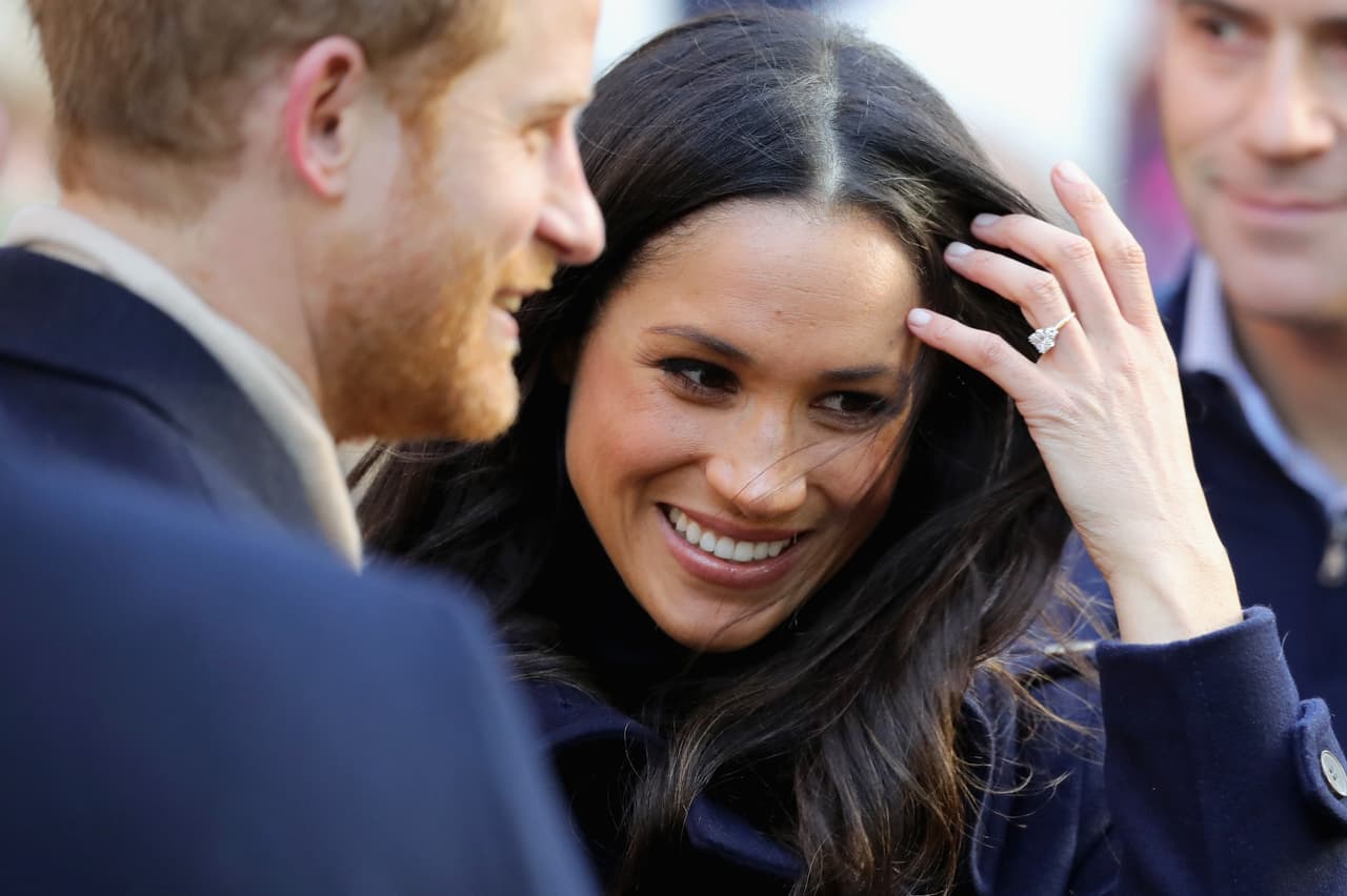 "
<b><a href="https://www.univision.com/entretenimiento/el-principe-harry-y-su-prometida-meghan-markle-revelan-como-se-conocieron-video">Nunca había oído hablar de Meghan</a></b> antes y estuve maravillosamente sorprendido cuando entré en esa habitación, la vi y ella estaba sentada allí", dijo el príncipe Harry en una entrevista con CNN después de hacerse público su compromiso a finales de 2017.