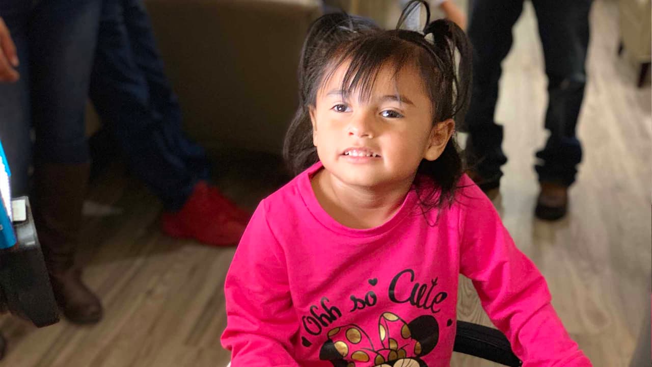 Alia Sosa fue diagnosticada a los nueve meses del síndrome de Leigh, una enfermedad neurológica degenerativa.