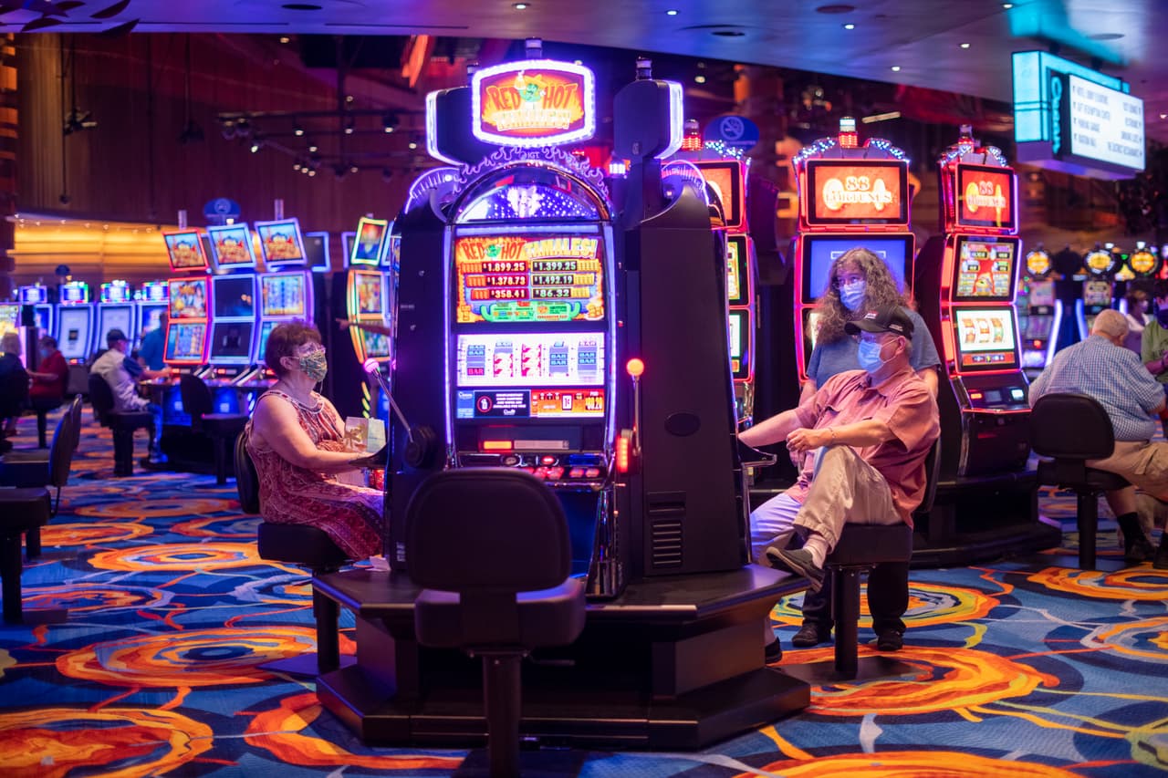 Casinos tribales de California planean festejos de Año Nuevo pese a la crisis de coronavirus