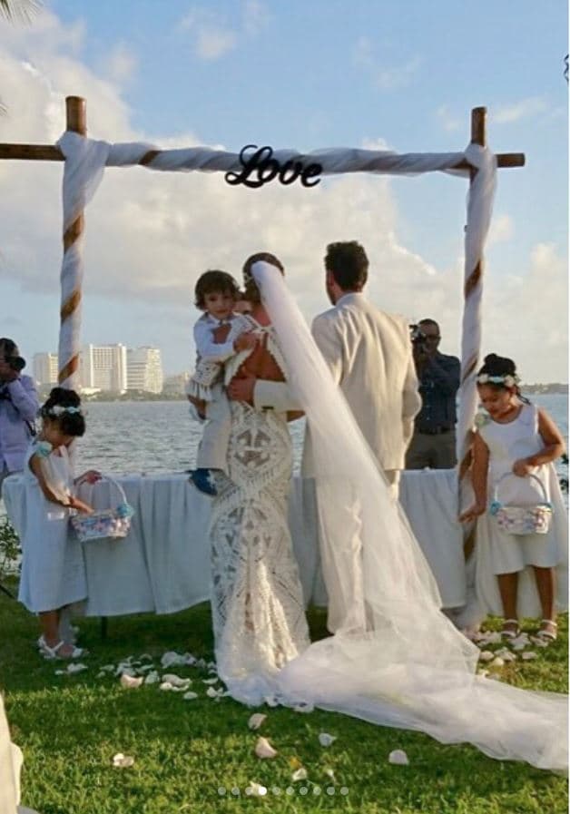 El lugar que eligieron para el enlace fue el ‘Golf Club at Pok Ta Pok’ un espectacular espacio que dejaba de fondo el impresionante mar turquesa de Cáncun.