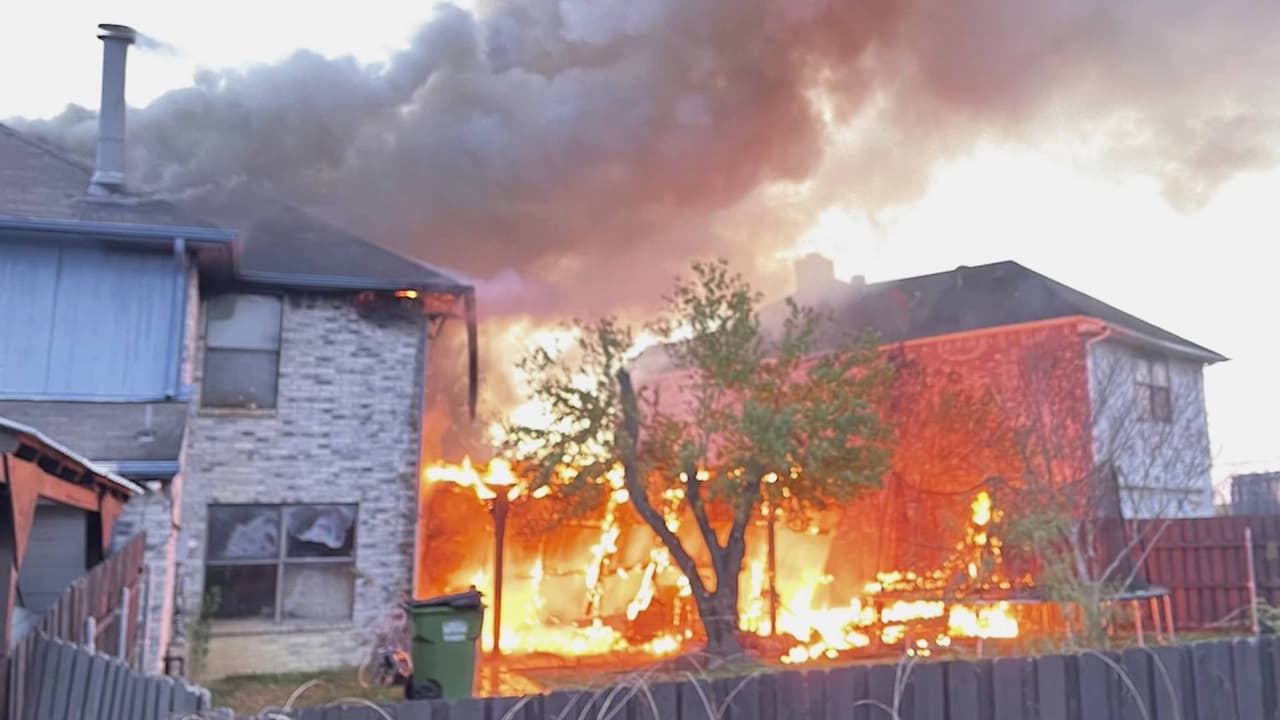 “Salimos sin nada”: familia Cruz, se quedó sin hogar tras un incendio en Balch Springs