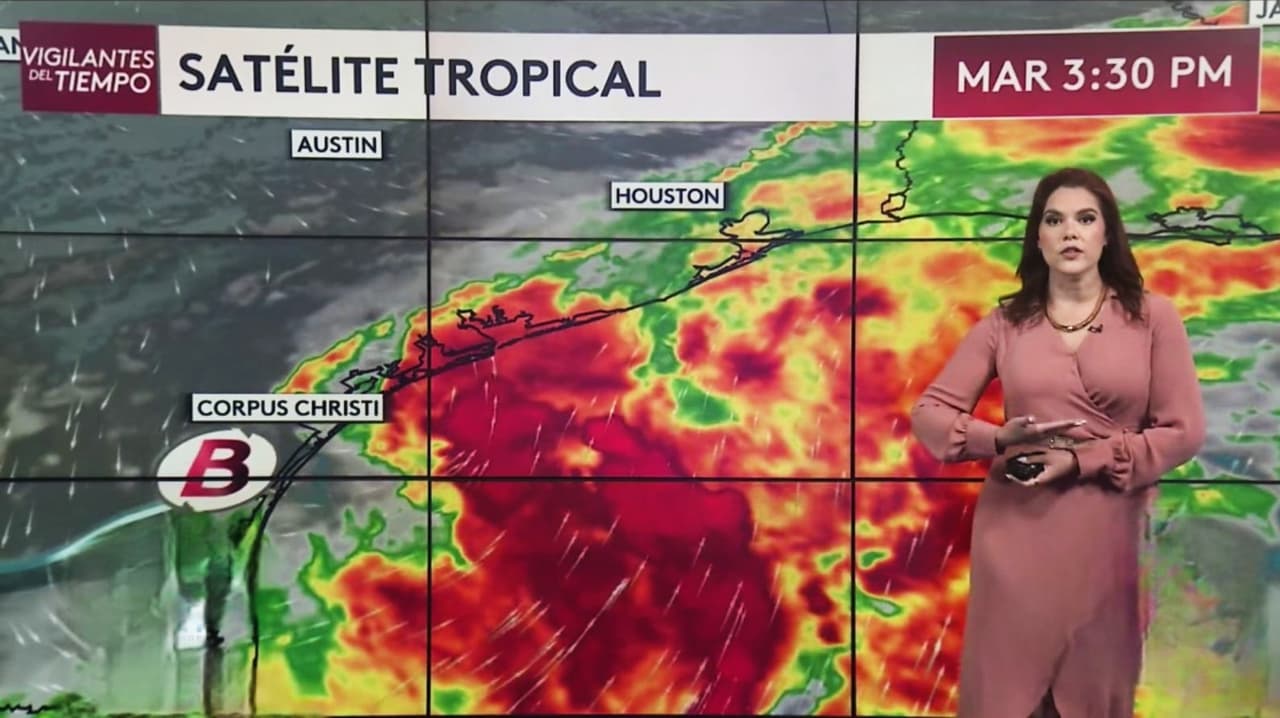 Houston bajo vigilancia por tormenta tropical: meteoróloga explica trayectoria de las próximas horas