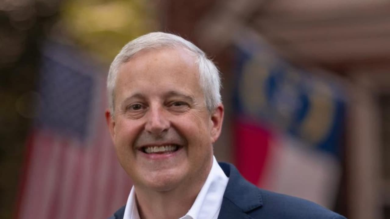 Quién es Michael Whatley: perfil, trayectoria y propuestas del candidato al Senado de EEUU por Carolina del Norte