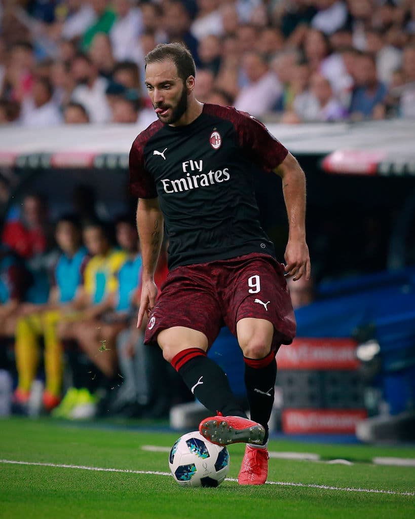 <b>Gonzalo Higuaín</b>
<br>El delantero argentino dejó a Juventus para el Milan, en la Serie A del fútbol italiano.