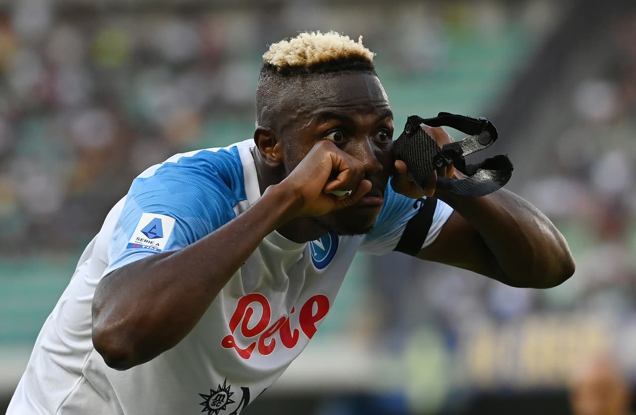 Napoli derrotó al 2-5 a Hellas Verona en la primera jornada de la Serie A.