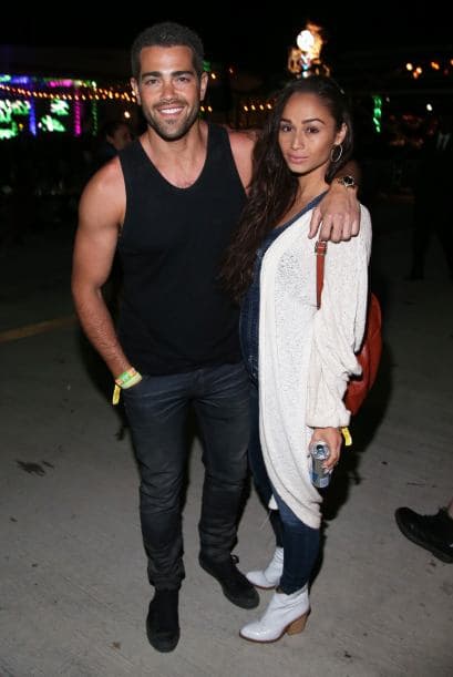 Jesse Metcalfe y su chica. Mira aquí los videos más chismosos.