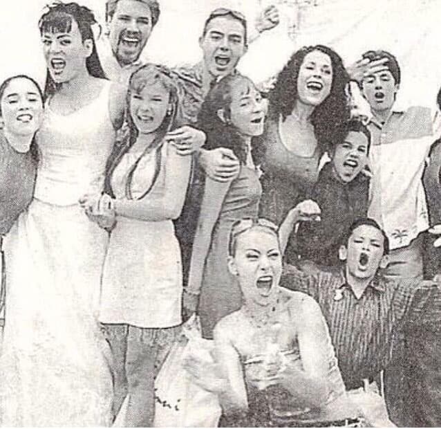 Debutó en los melodramas en 1998 en 'Camila'. Le siguieron 'Tres mujeres', 'Cuento de navidad' y 'Siempre te amaré'. En el 2000 fue parte de la historia infantil 'Amigos x siempre'.