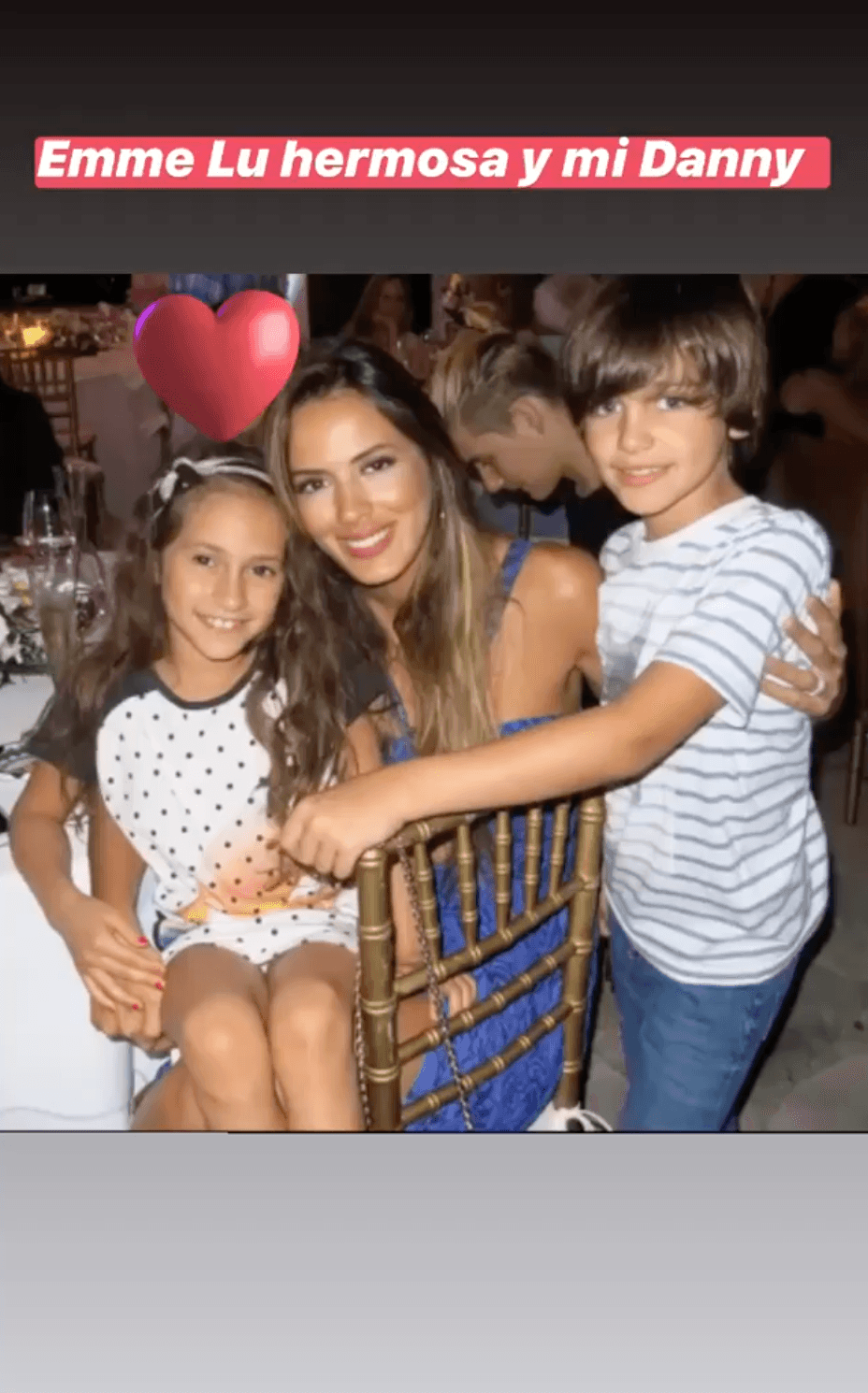 La modelo y empresaria venezolana 
<b><a href="https://www.univision.com/entretenimiento/dos-apartamentos-y-360-000-dolares-le-cuesta-a-marc-anthony-divorciarse-de-shannon-de-lima">Shannon de Lima</a></b>, quien estuvo casada con Marc Anthony desde 2014 hasta su divorcio en febrero de 2017, reaccionó publicando esta imagen de quien fue su hijastra, llamándola "Emme Lu".