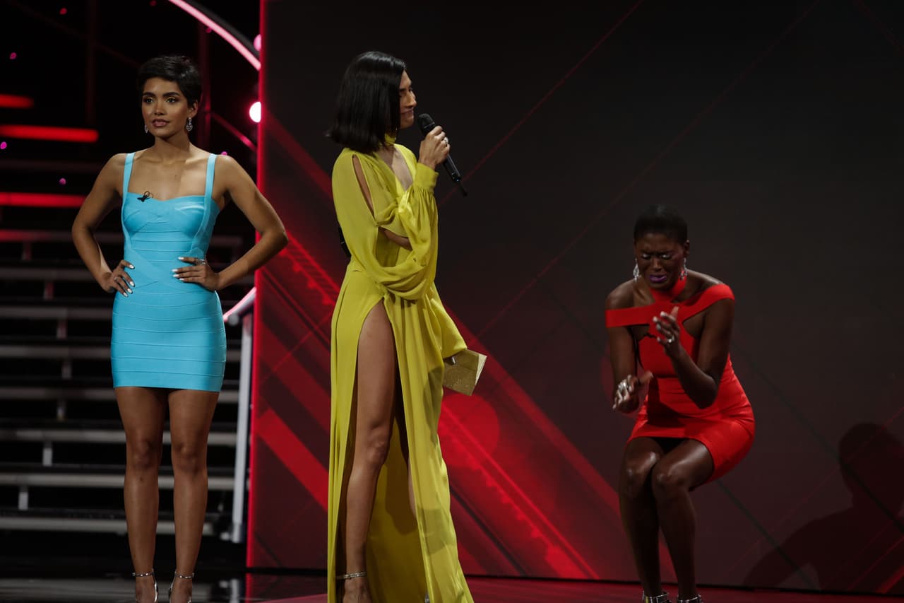 2. Porque desde su audición le demostró al público que está dispuesta a todo con tal de ganar la corona.