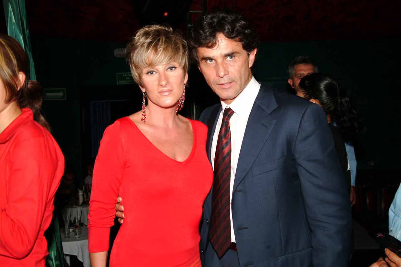 <b><a href="http://www.univision.com/programas/novelas/juan-soler-y-daniela-castro-juntos-de-nuevo-en-me-declaro-culpable-fotos">Juan Soler, Daniela Castro</a> y <a href="http://www.univision.com/nueva-york/wxtv/el-actor-francisco-gattorno-habla-de-su-papel-en-la-comedia-la-fiaca-video">Francisco Gattorno </a></b>protagonizaron el melodrama
<b>'Cañaveral de pasiones' en 1996</b>. Esta historia fue producida por la fallecida Christian Bach y su esposo, el actor Humberto Zurita.