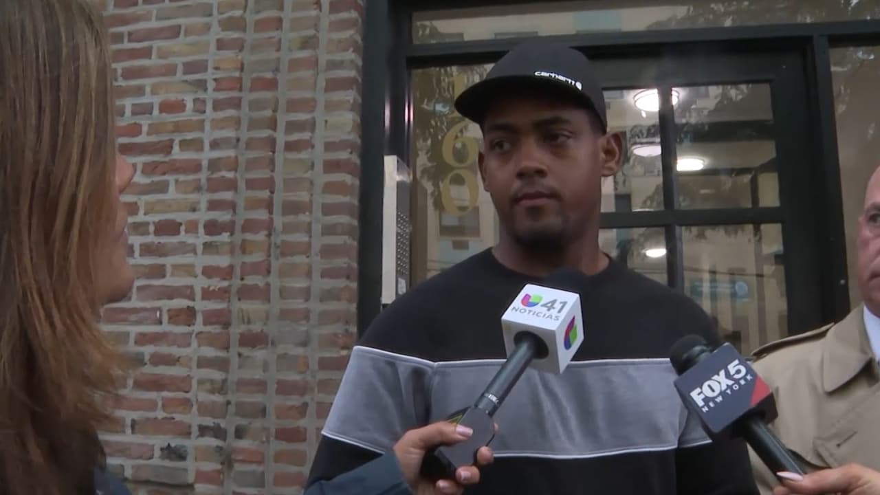 "Miraba por la ventana para ver el cielo, 
<b>era un niño feliz,</b> sabía contar del 1 al 10", expresó, desconsolado.