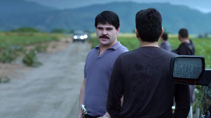 ‘El Chapo’ no cedió ni un milímetro y se negó a caer en su juego de miedo y paranoia que intentaba sembrar Arturo Bernal Leyda en su territorio, entonces pidió ayuda a ‘Don Sol’ para decretar un toque de queda y redoblar la cacería de su exaliado.