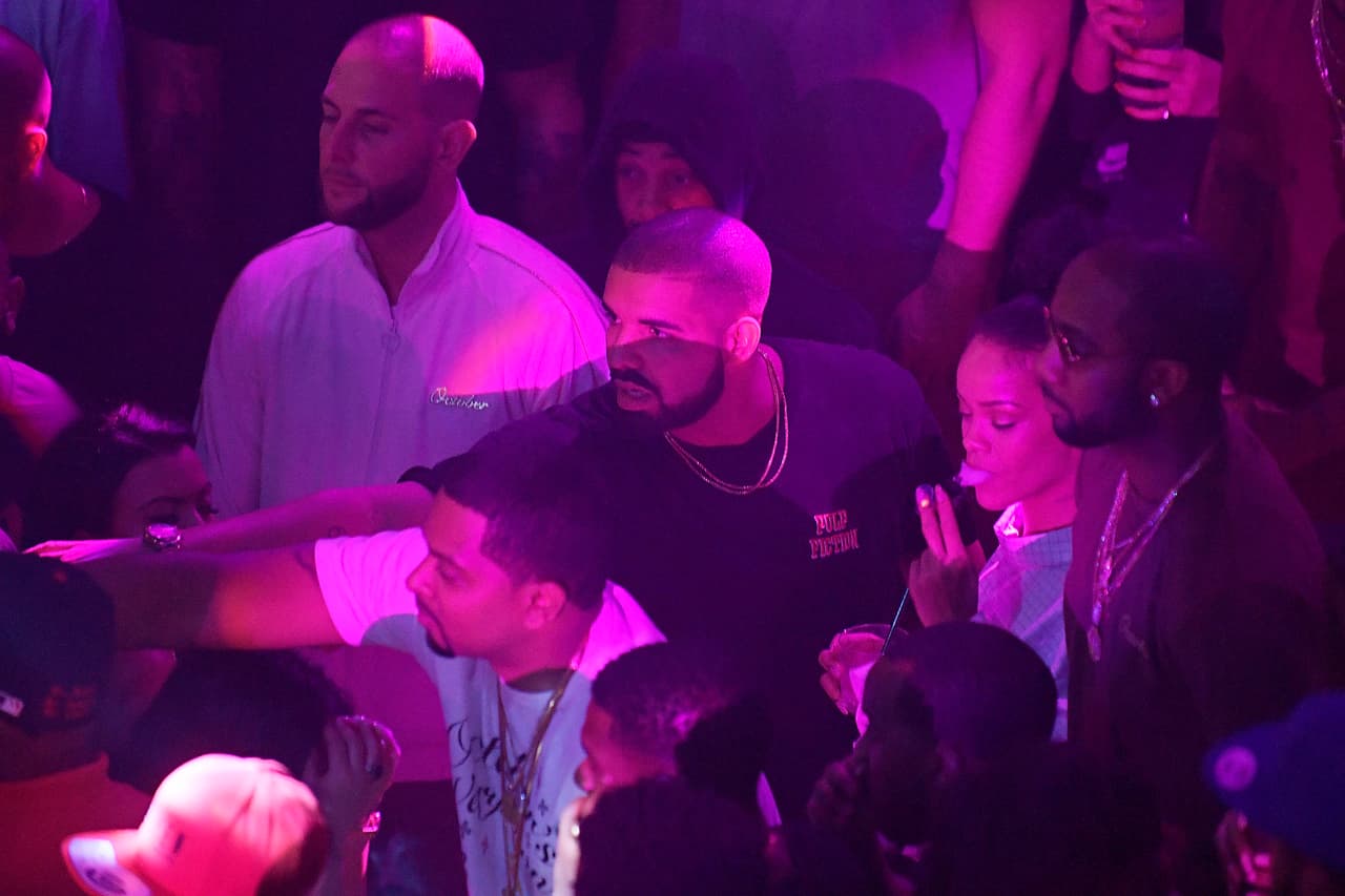 Los dos son guapísimos.