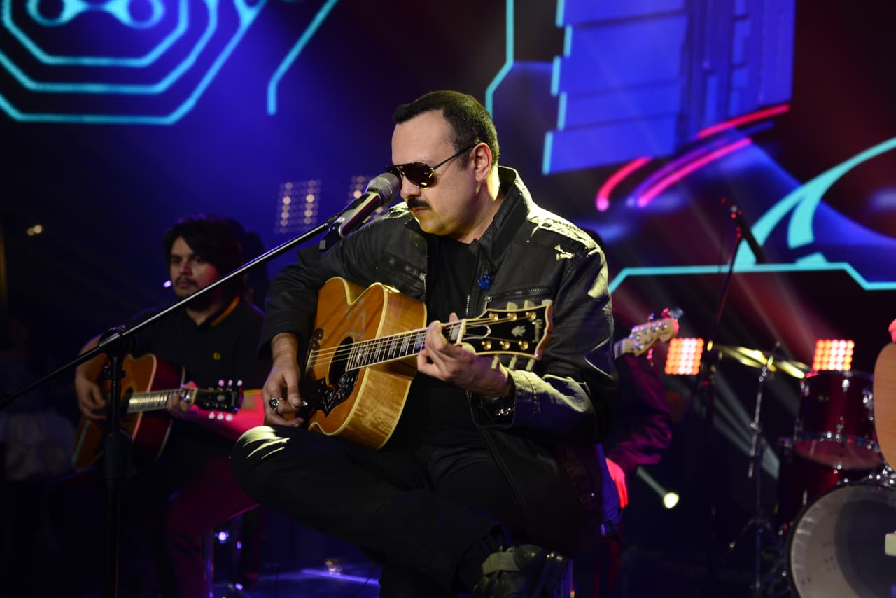 Esta ocasión los capitanes tuvieron que cantar con los papás y en la segunda etapa los hijos lo hicieron de manera individual para poder elevar la puntuación. Hubo doble eliminación y los Valdés dijeron adiós. Paty Cantú pasó por lo mismo que María León y sus dos familias se enfrentaron, quedando fuera los Tijerina.