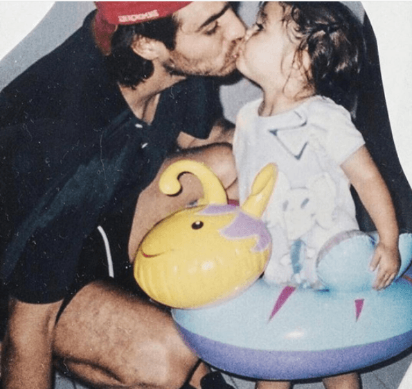 Romina está próxima a cumplir 17 años de edad y aquí te mostramos increíbles imágenes de esta bella jovencita.