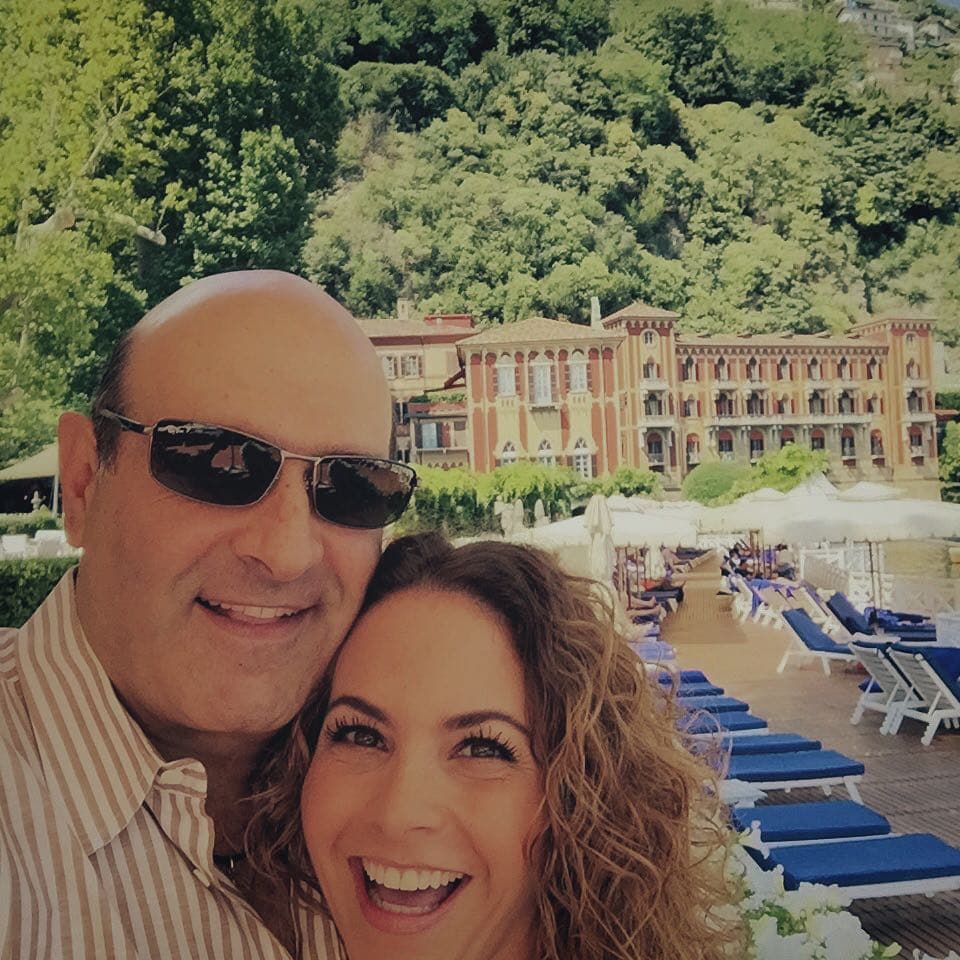 Michel Kuri se dijo "muy contento" con su noviazgo de 9 años y se negó a responder qué fue lo que lo enamoró de 'La Novia de América': "Es cosa de dos, los voy a dejar con la intriga".