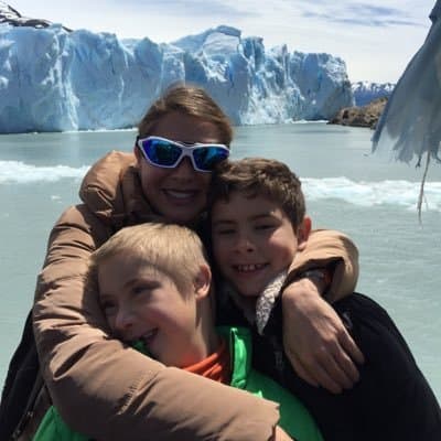 "
<b>A mí no me gusta juzgar</b>, no me gusta culpar y hasta la fecha yo les he dicho es su papá, independientemente de cómo es como abogado, los problemas que tiene […] Yo nada más sé que 
<b>Juan es una buena persona</b>, es su padre, me dio dos hijos maravillosos, es lo único que sé", sentenció en el programa 'La casa de Mara'. 
<br>