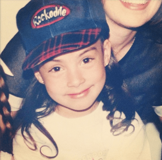 Desde pequeña su talento por la música fue evidente y participó en los discos 'Código F.A.M.A.', 'Disco Alegrije', 'Navidad Alegrije' y 'Navidad Rebujo', todos de 2003.