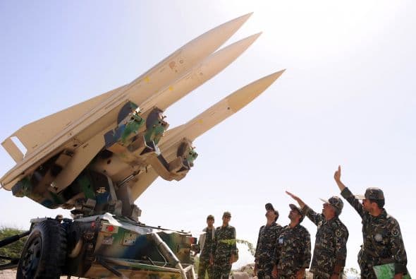 Según Faraj, "hay dos escuelas de pensamiento en el Golfo" a propósito de esta cuestión. "La primera rechaza un conflicto armado directo con Irán, salvo si se le impone a los países de la región".