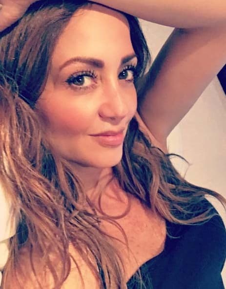 ¡Wow! Andrea siempre nos atrapa con su impactante mirada. El té verde, al igual que la manzanilla, es una excelente opción para proteger y nutrir.