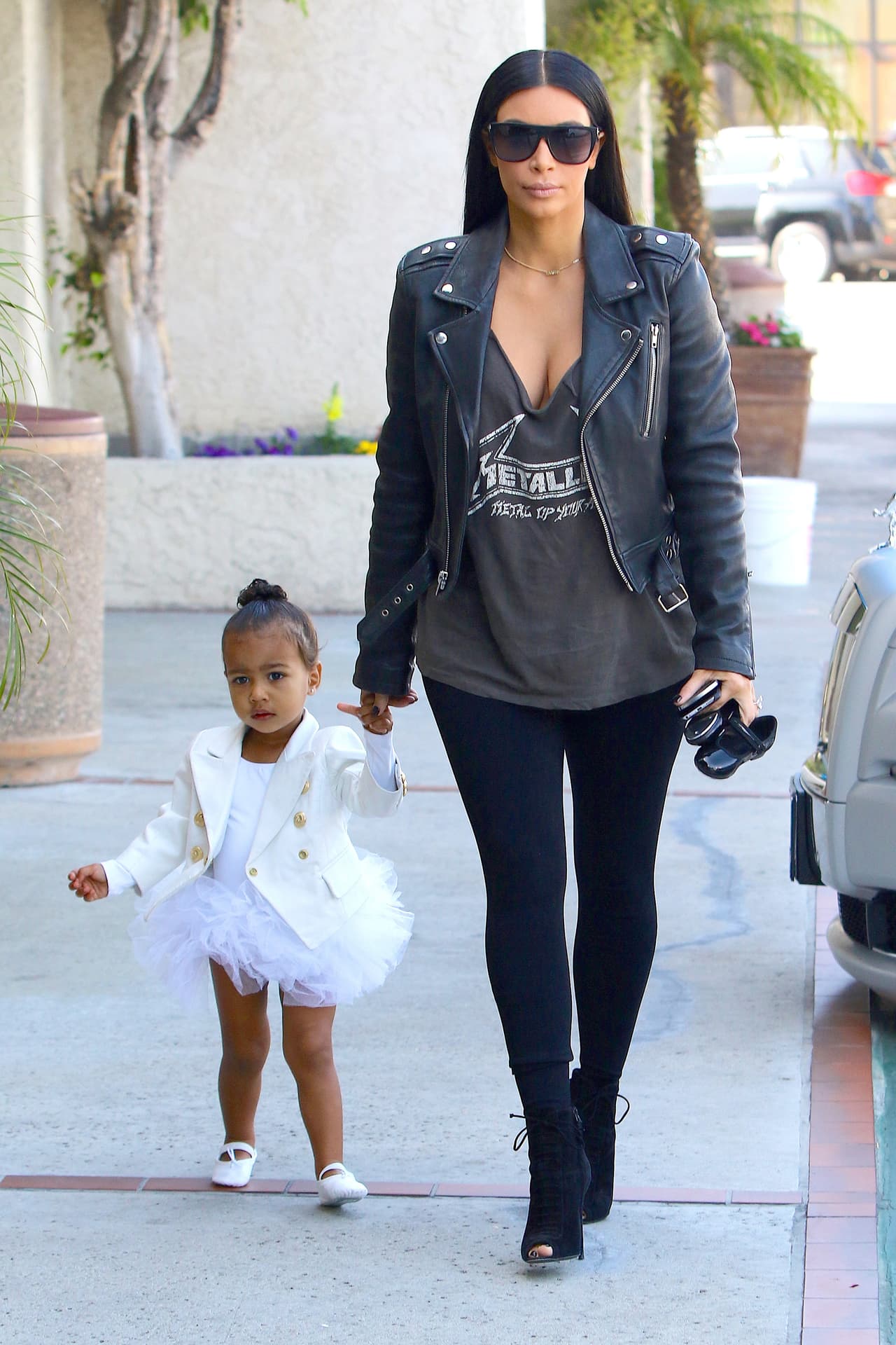 ¿No luce tiernamente encantadora en tutu?