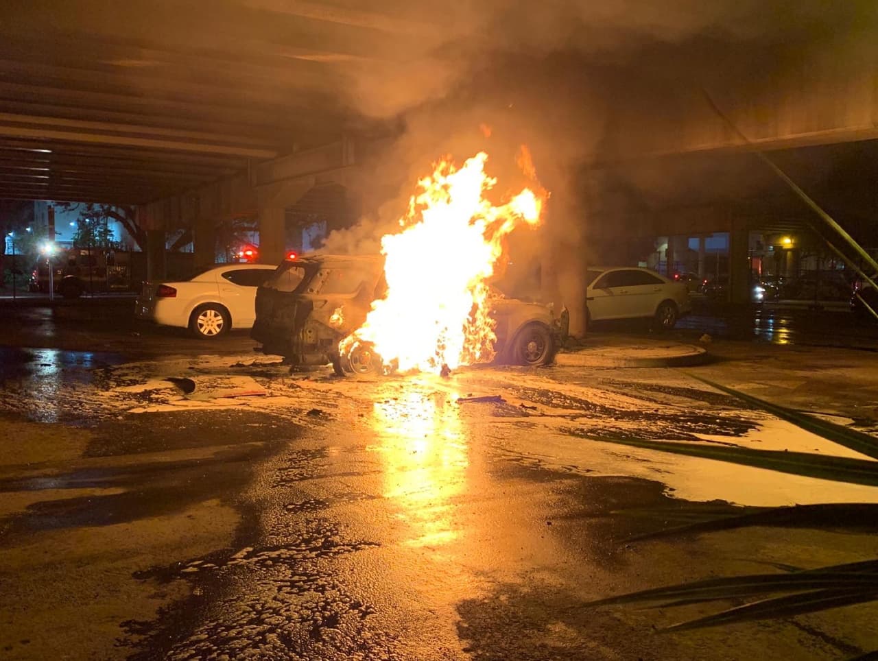 Ordenan toque de queda en el condado Miami-Dade tras manifestaciones en Miami