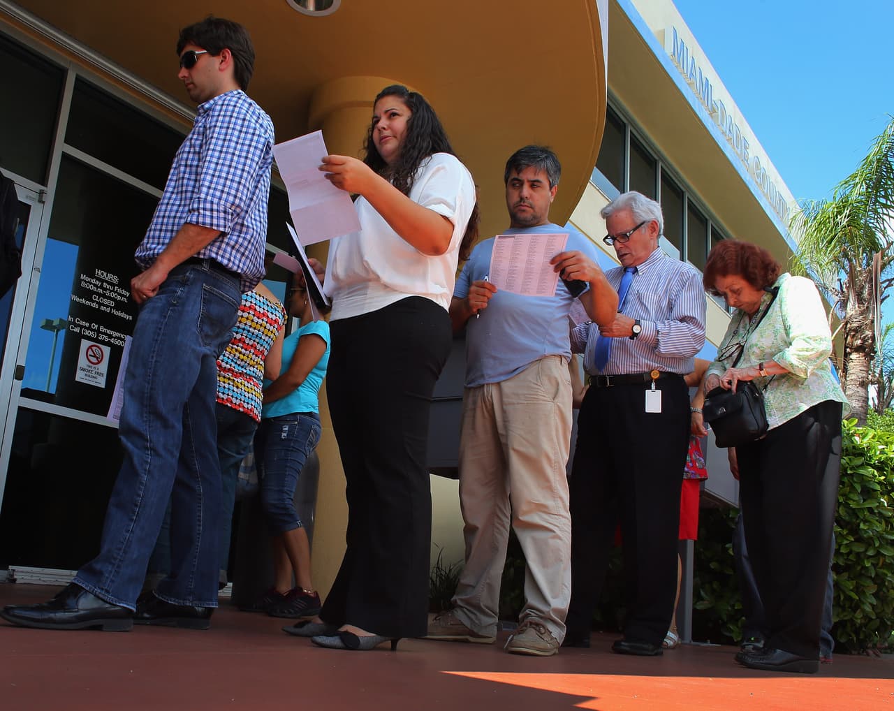 Corte federal amplía la fecha límite para el registro de votantes en Florida hasta el 18 de octubre 