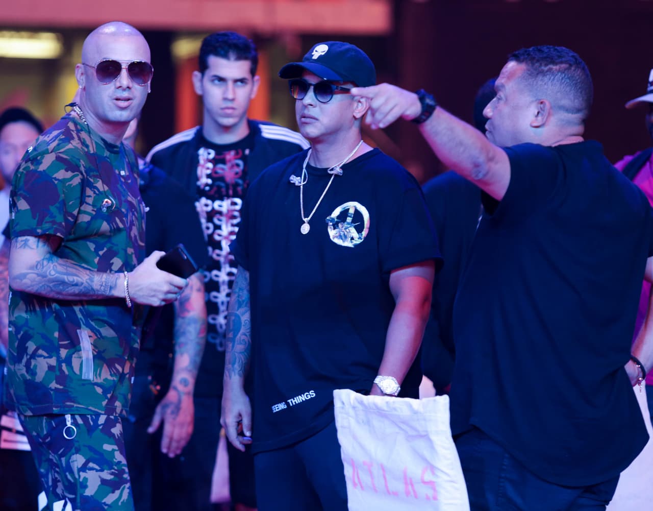 Y no vas a creer quien más estará en 
<b><a href="https://www.univision.com/especiales/premio-lo-nuestro">Premio Lo Nuestro</a></b> este 22 de Febrero por Univision a las 7 pm/6 C.