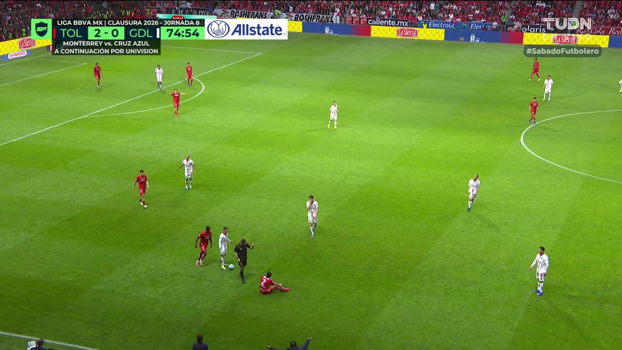 ¡TIRO ATAJADO! disparo por Ricardo Marín.