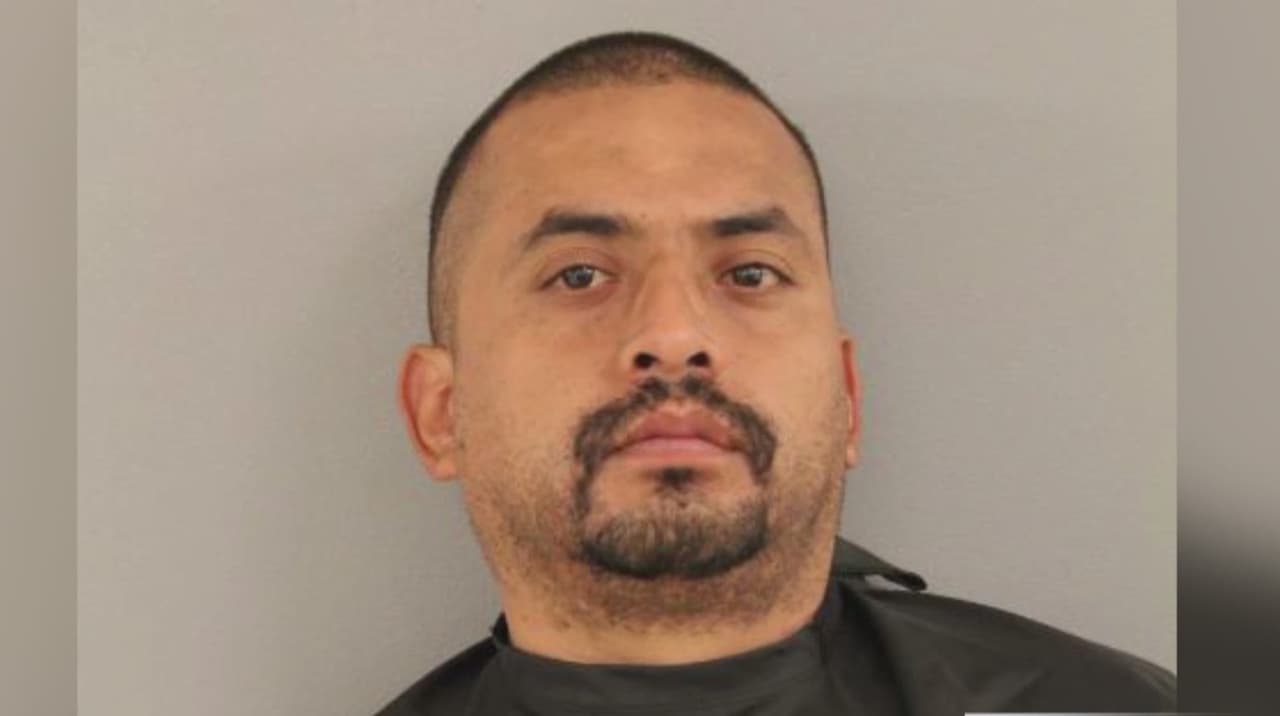 La liberación de un pandillero en Texas genera roces entre ICE y la alguacil Sally Hernández