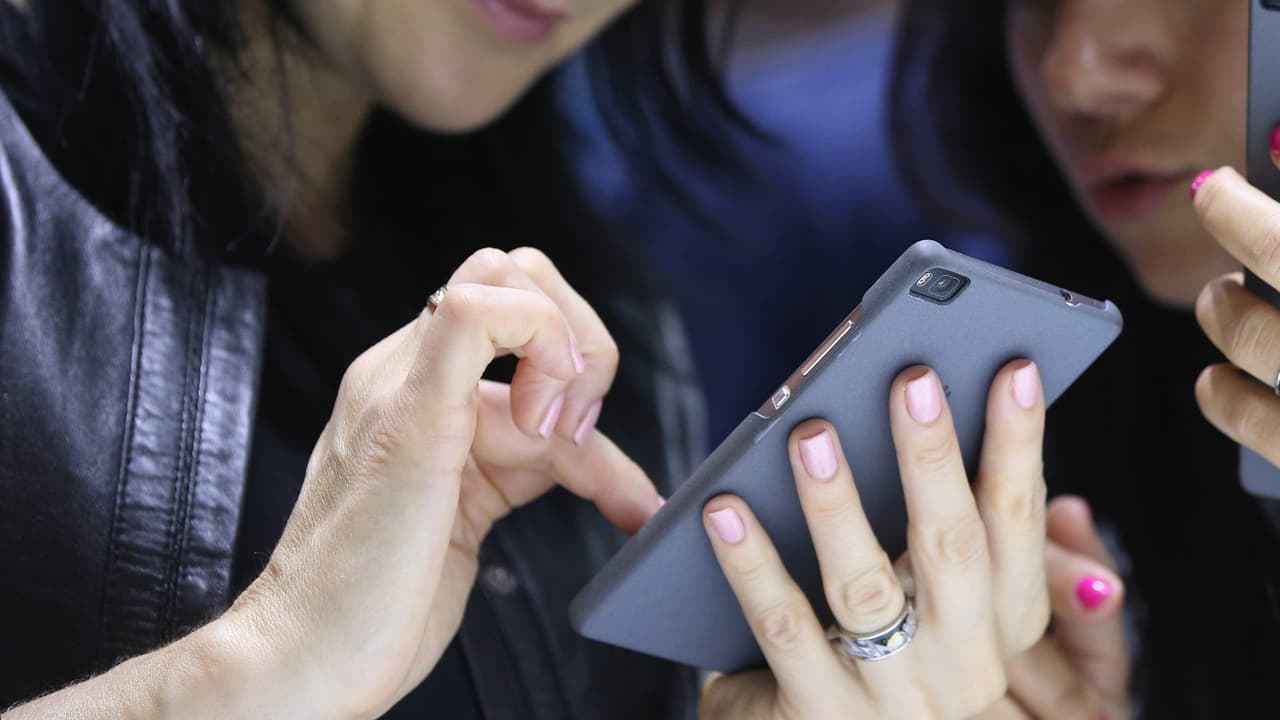 Padres reaccionan a la demanda de las escuelas públicas de Prince George's contra compañías de redes sociales