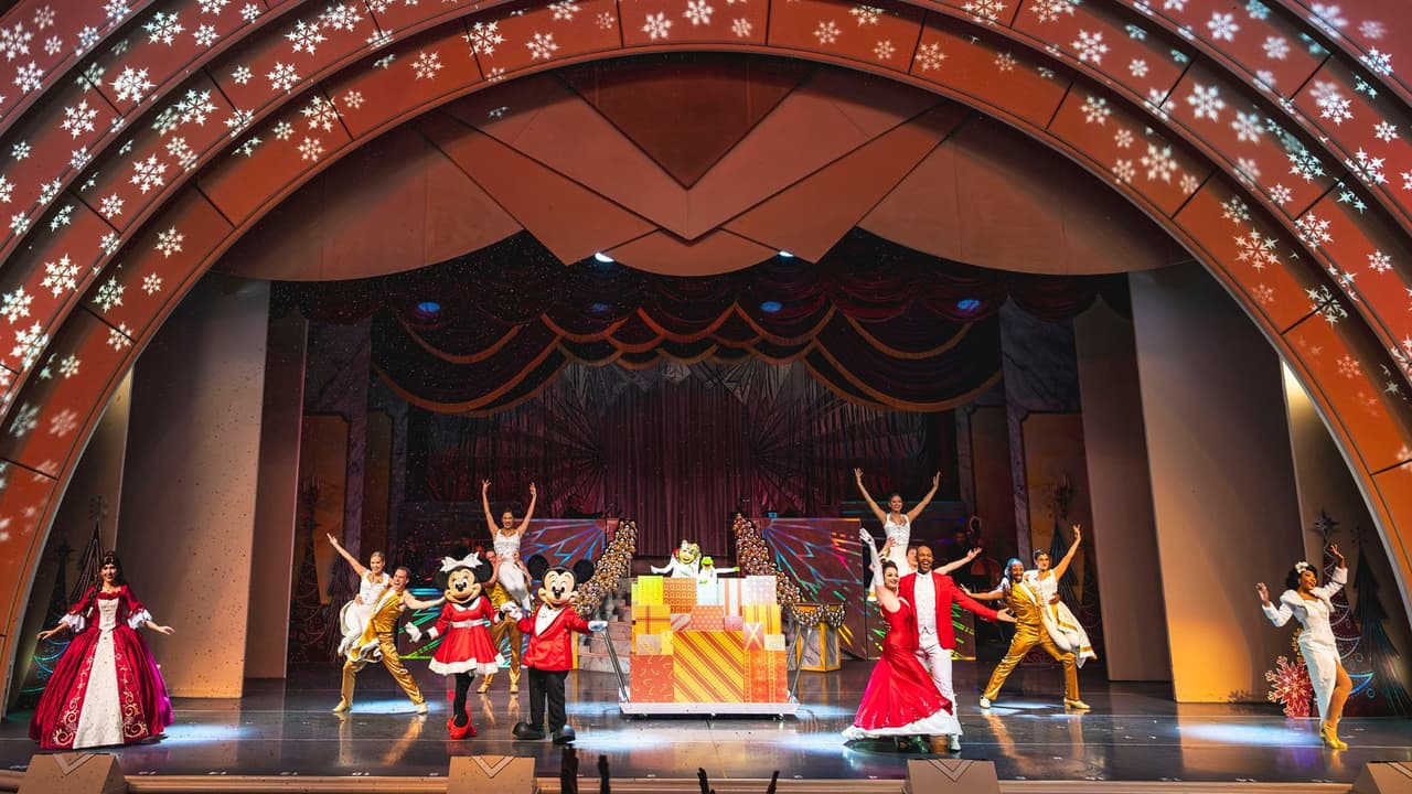 En
<b>Mickey’s Very Merry Christmas Party</b>, disfruta de desfiles y fuegos artificiales en Magic Kingdom.