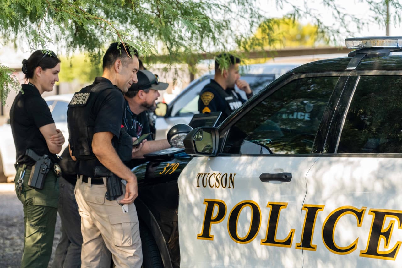 “¡Impresionante trabajo de nuestros oficiales de Midtown, oficiales SWAT y negociadores de rehenes! Resolvieron con éxito la situación” Destacó el Departamento de Policía.