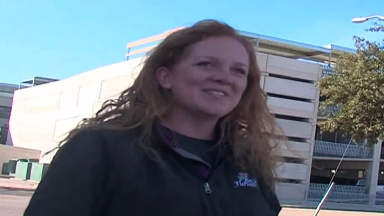 Juez otorga permiso de viajar a México a texana acusada de invadir el Capitolio