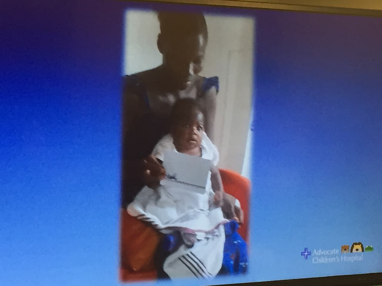 Se estima que en dos semanas la menor podrá regresar con su familia.