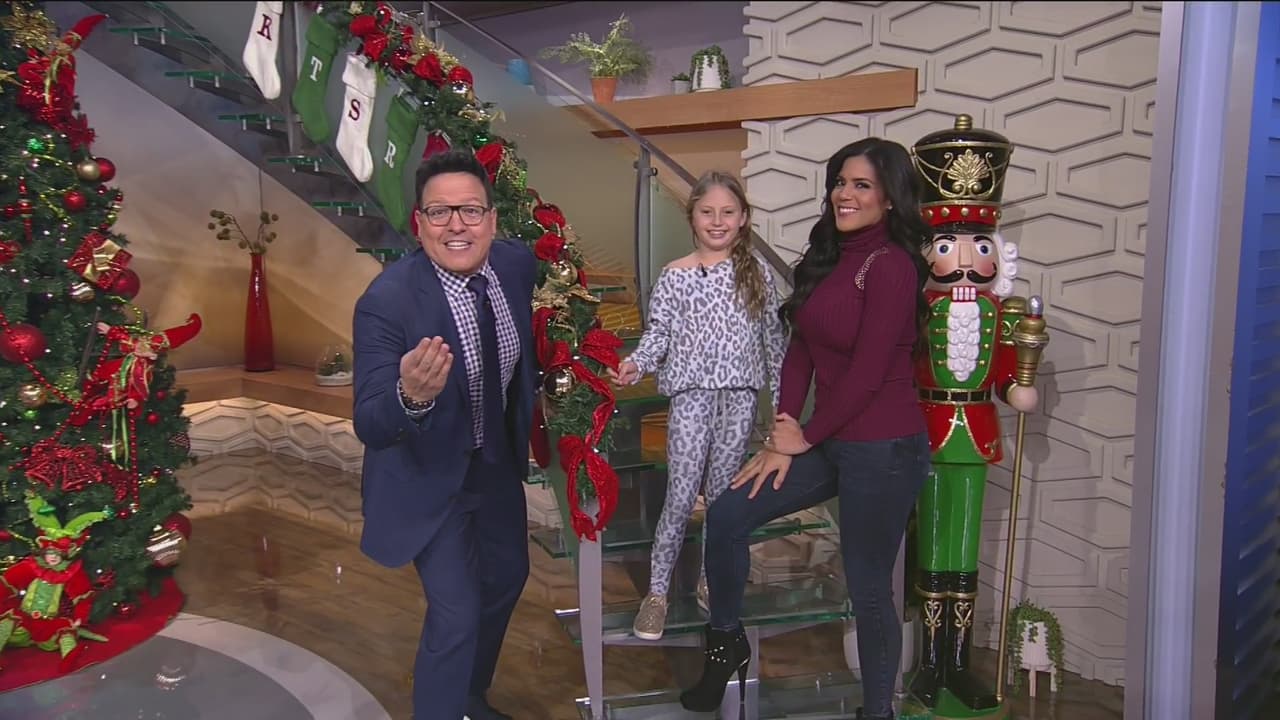 Uno de los momentos estelares fue cuando Allegra apareció frente a las cámaras junto a Francisca y Raúl González.