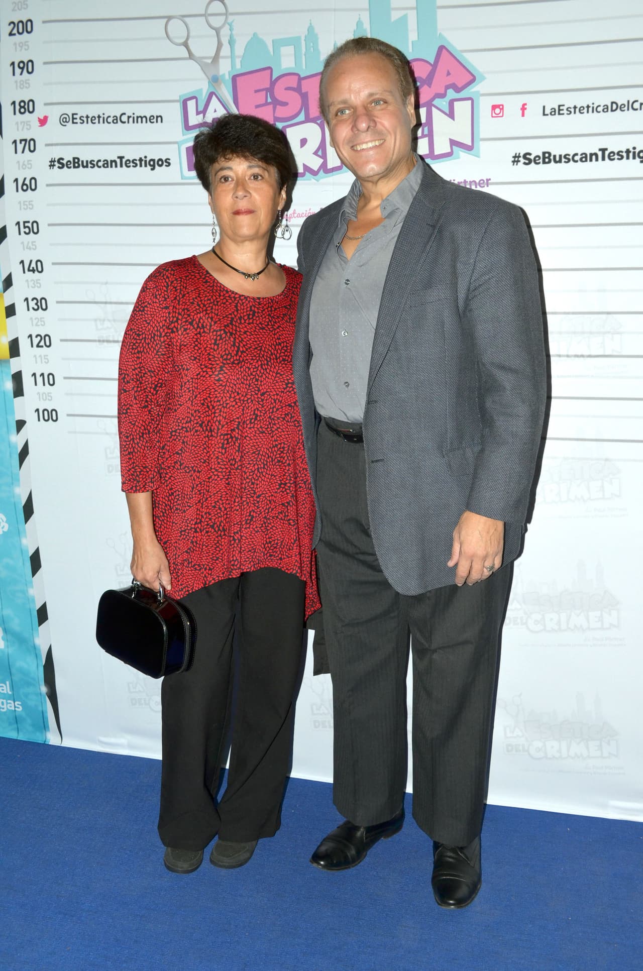 “La verdad es que sentí una cubetada de agua fría. Me asusté mucho porque dije ‘¿cuál es el siguiente paso, que me pese dentro de dos años y pese 300 kilos (661 libras)?’, confesó el actor, quien en ese momento decidió hacer un cambio drástico en su vida.