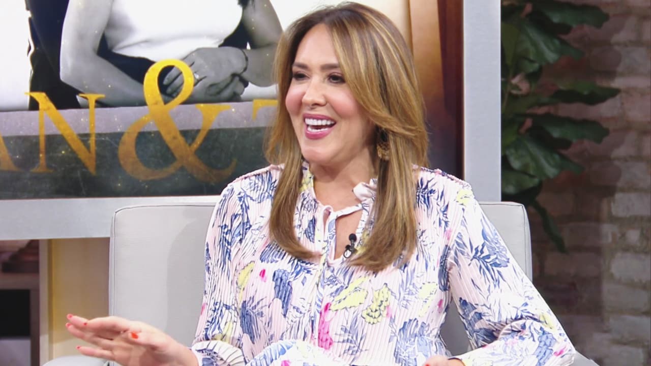 También sabemos algunos requisitos que ha pedido a sus invitados. "Hay tres cosas que le hemos dicho a la gente: la que llega de blanco la saca, los borrachos los sacan y hay un cuartito para los desaconductados (que se porten mal)", bromeó la periodista en una plática con El Gordo y La Flaca.