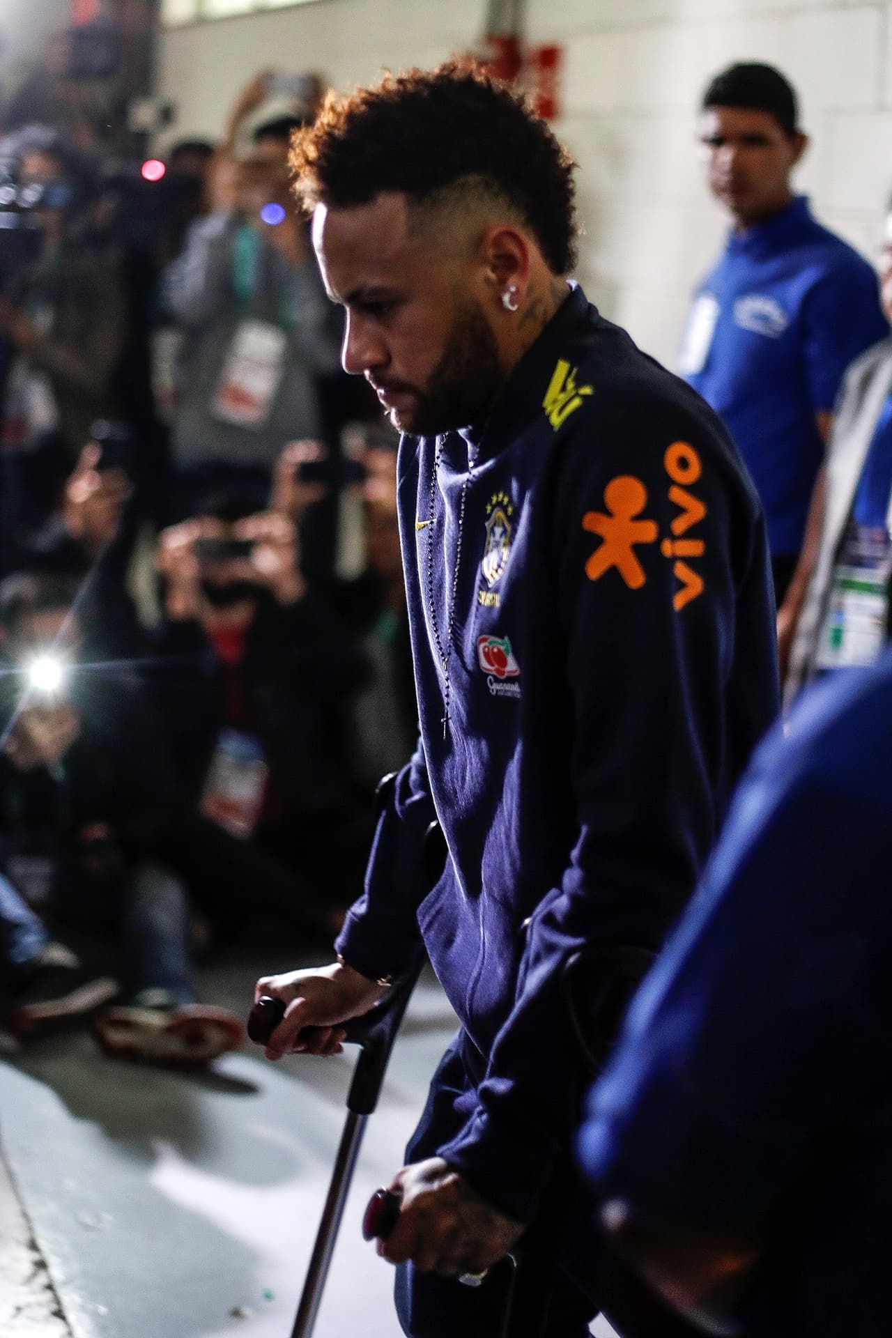 Horas después la Confederación Brasileña (CBF) confirmó que sufrió la rotura del ligamento del tobillo.