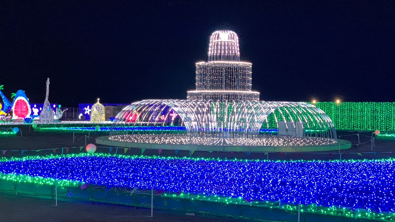 Magical Winter Lights es un festival espectacular que presenta una nueva versión multicultural de los tradicionales espectáculos de
<a href="https://www.univision.com/local/houston-kxln/asi-luce-el-alumbrado-navideno-en-el-area-de-la-galeria-este-ano-en-houston-fotos">luces navideñas. </a>